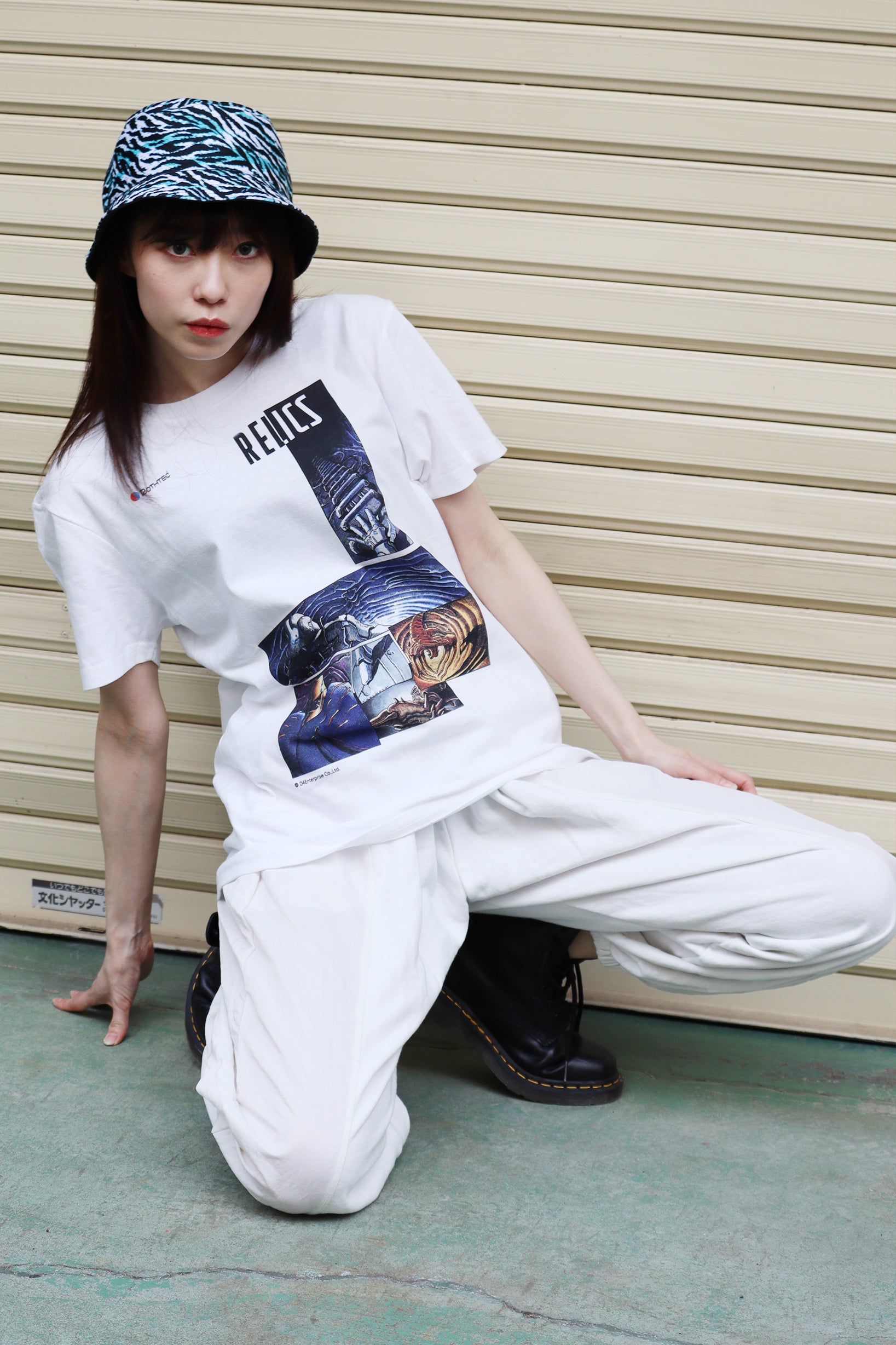 レリクス 「ポスター」Tシャツ – XROSSCOUNTER
